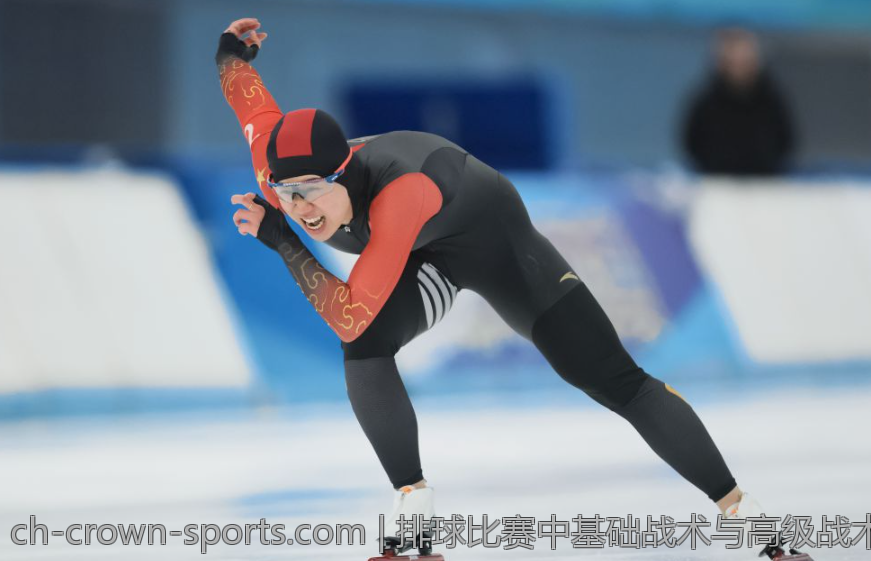 排球比赛中基础战术与高级战术解析